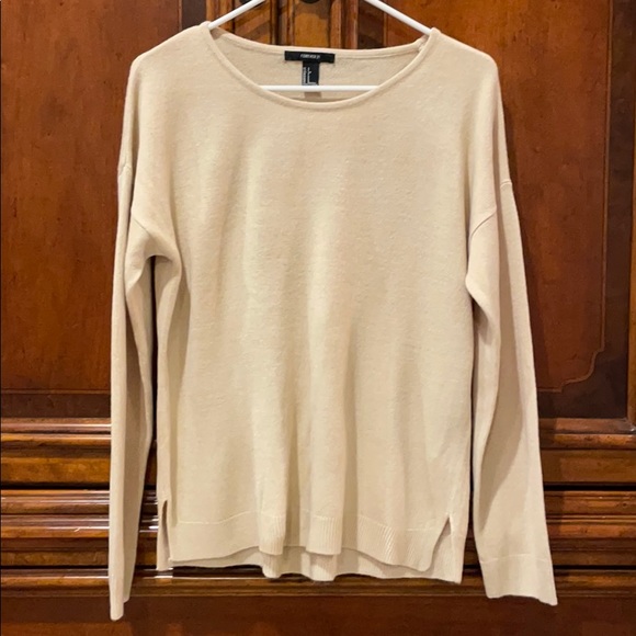 FOREVER 21 Women’s sweater - Picture 1 of 3